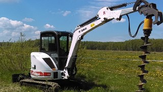 Аренда экскаватора погрузчика с ямобуром в Юбилейный цена от 1547 руб